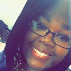 Meet your Posher, Katrina